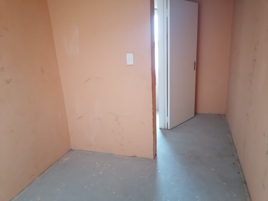 2 Bedroom Property for Sale in Forest Village Western Cape